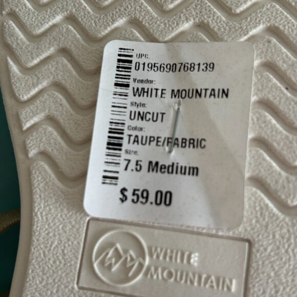 NWT White Mountain Uncut Slip On Sneakers Taupe Fabric Mid Top Size 7.5 Comfort - Picture 10 of 13